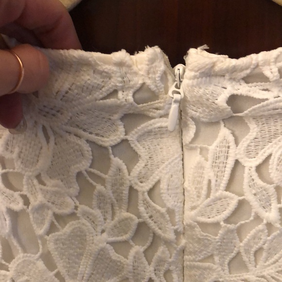 Main strip dress - Picture 4 of 5